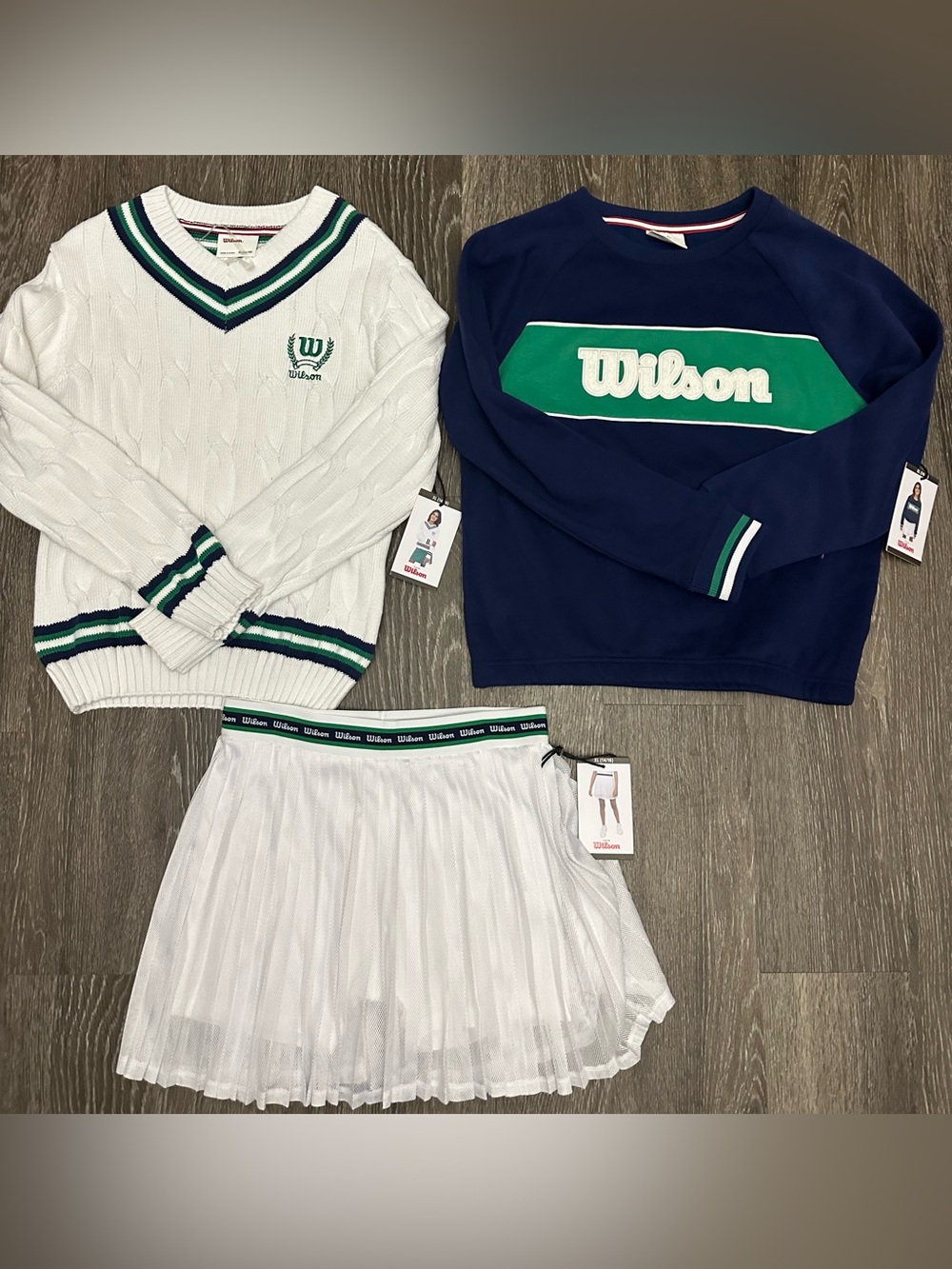 Wilson Navy & White Tennis Set with Green Accents